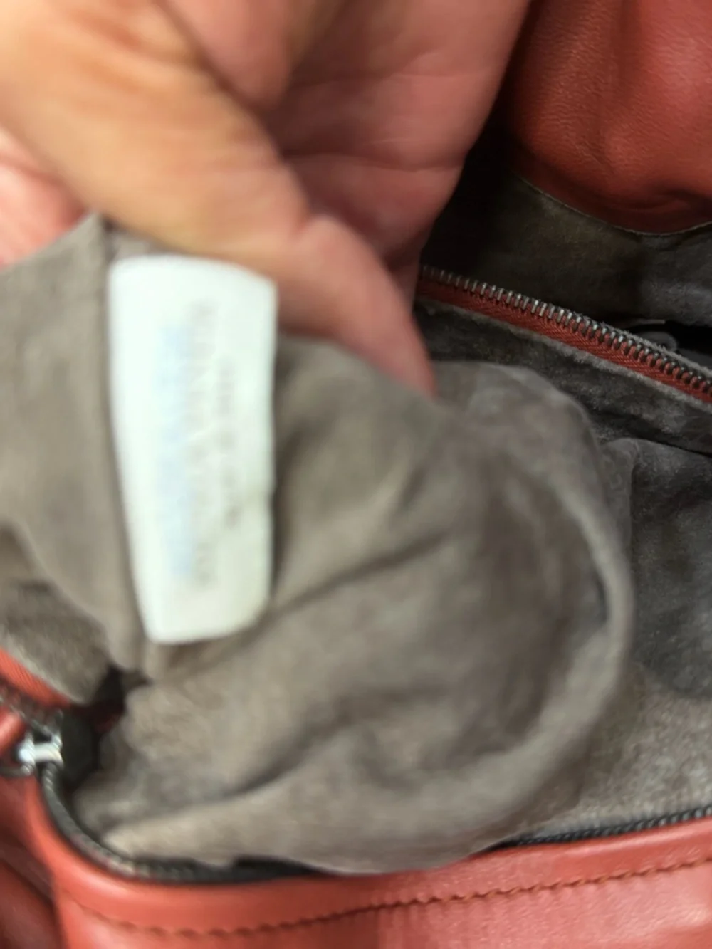Bottega Veneta Intrecciato in Corallo priced to sell! Pristine condition! - Picture 7 of 16